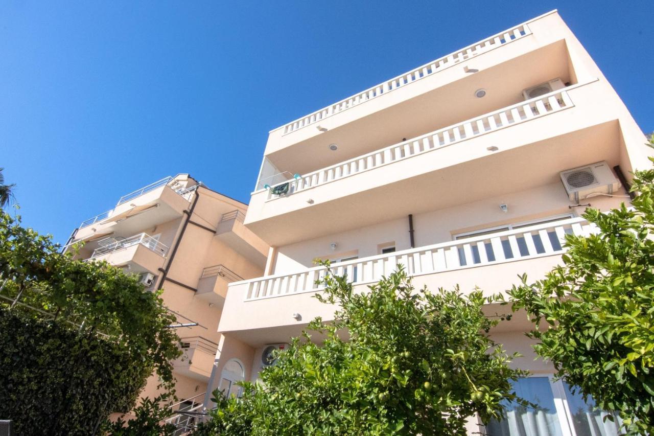 Apartment Dany - Free Beach Parking Makarska Zewnętrze zdjęcie